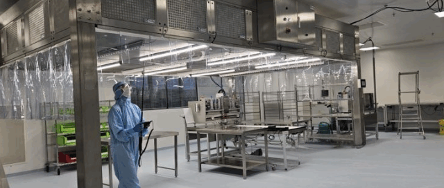 plafond-a-flux-d-air-laminaire-ISO-5